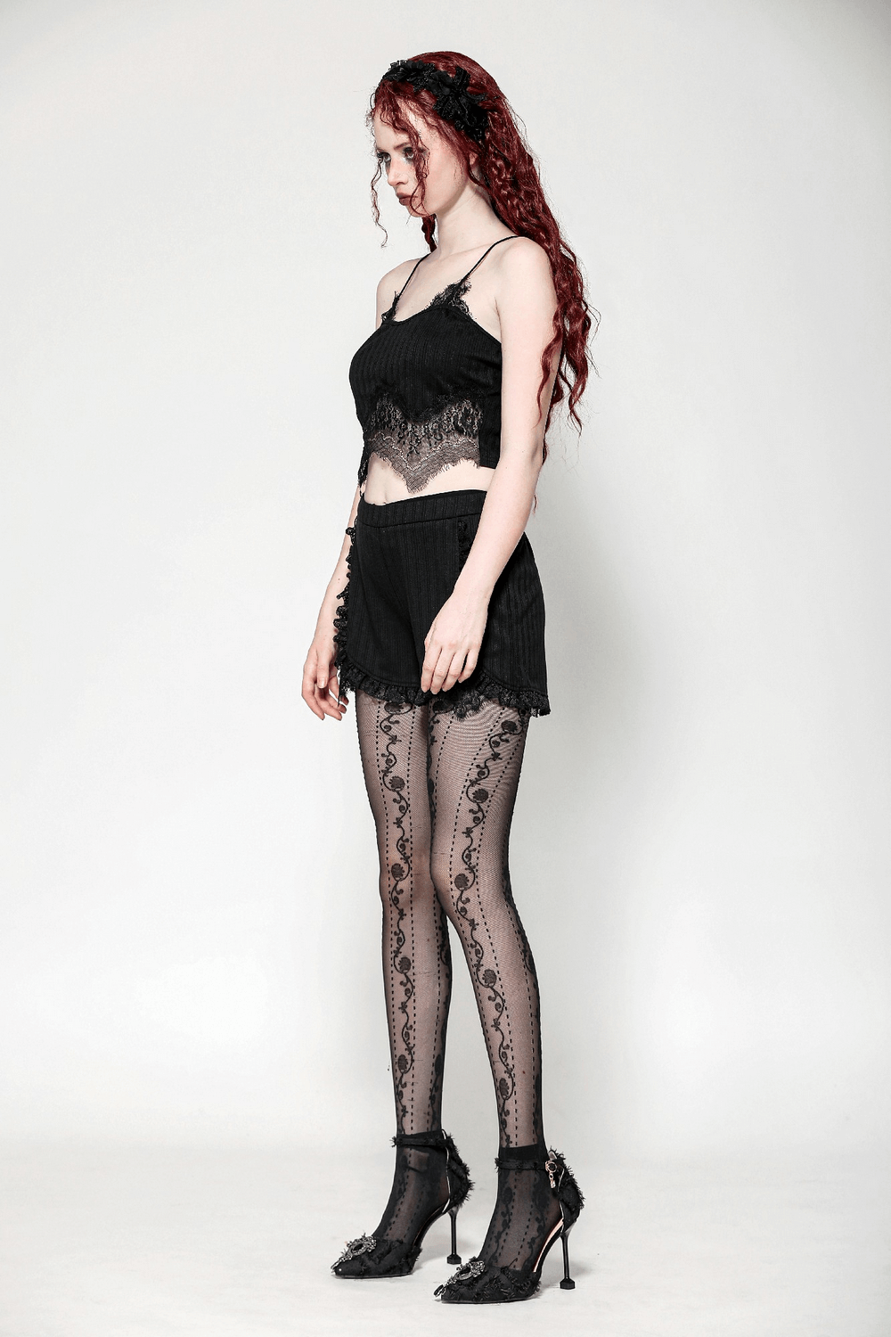 Chic Black Camisole Top with Lace Trim and Ribbed Detail