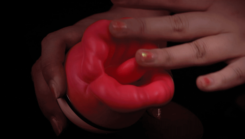 Female Tongue Vibrator / Women's Clitoral Suction Masturbator / Realistic Adult Sex Toys - EVE's SECRETS