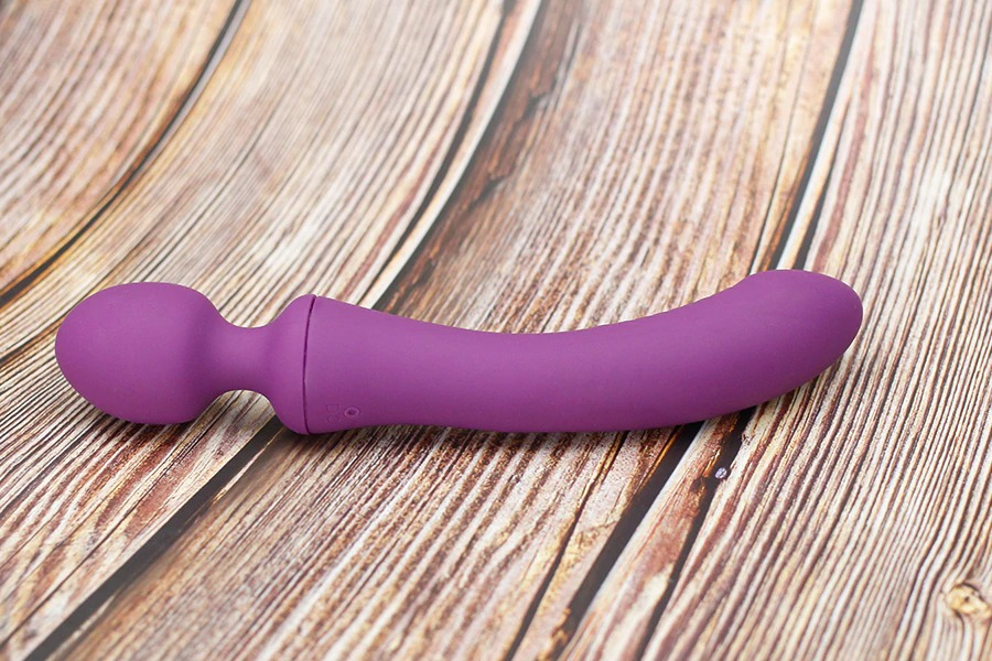 Powerful Magic Wand Vibrator / Clitoral and G-Spot Stimulator - EVE's SECRETS
