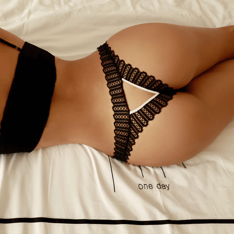 Women's Lace Panties with Cute Little Bow / Low-waist Sexy G-strings / Female Tempting Underwear - EVE's SECRETS